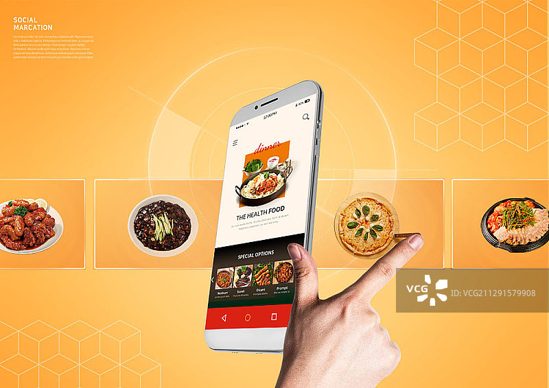 手与带有食物的手机组合图片素材