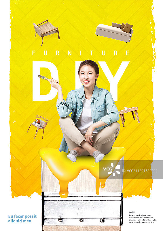 女士手持油漆刷坐在有黄色油漆的油漆刷上合成图片素材