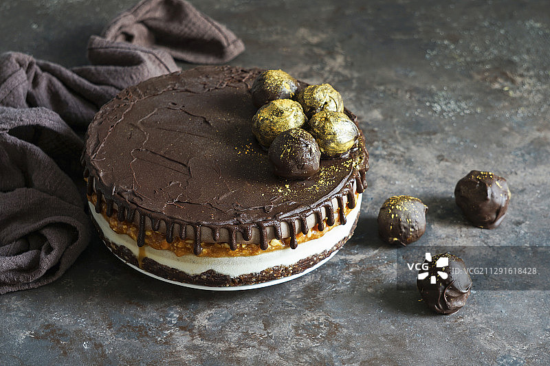 花生巧克力蛋糕（士力架风味）图片素材