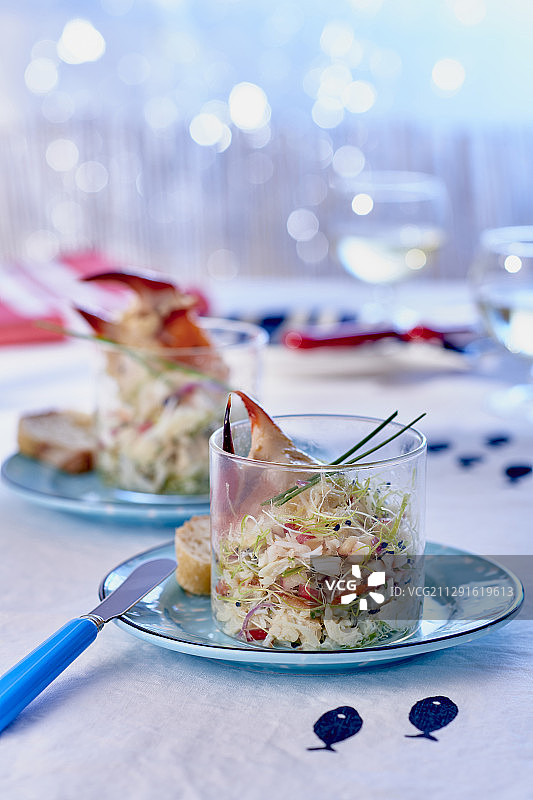 豆芽苹果柠檬蟹肉沙拉图片素材