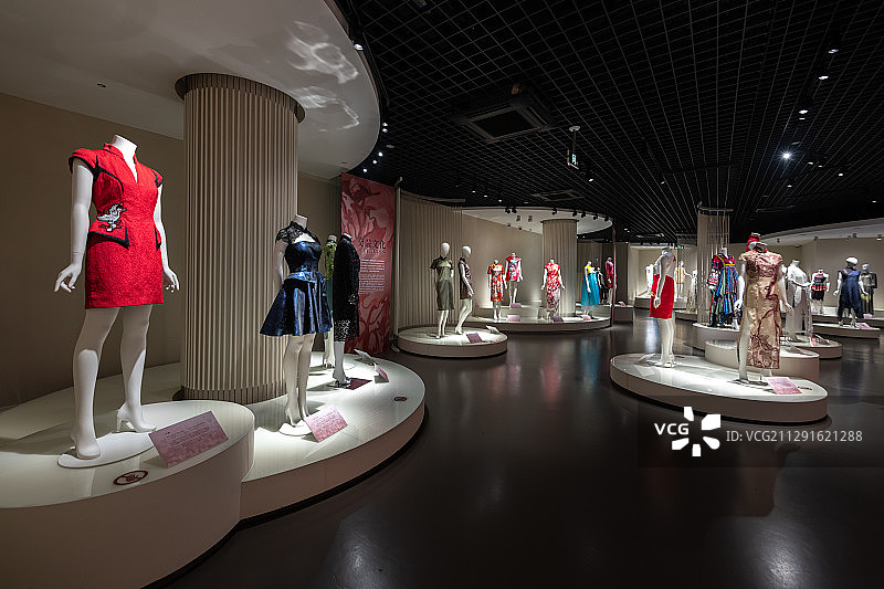 中国丝绸博物馆展厅展览图片素材