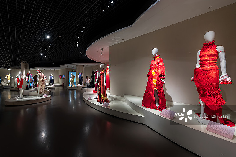 中国丝绸博物馆展厅展览图片素材