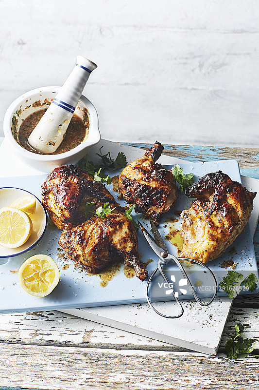 哈里萨和柠檬鸡肉图片素材