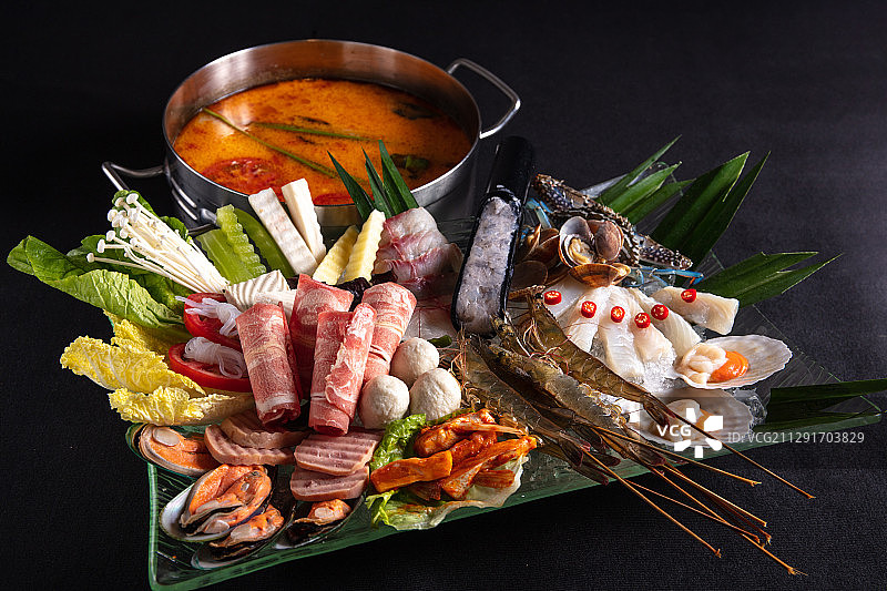 海鲜肥牛火锅图片素材