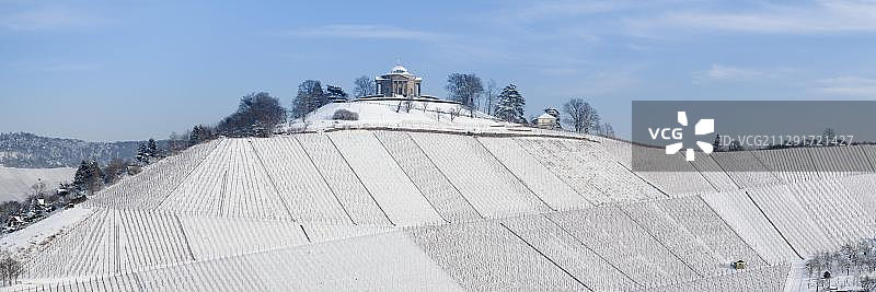 德国巴登-符腾堡州斯图加特-罗滕贝格葡萄园附近的墓地小教堂图片素材