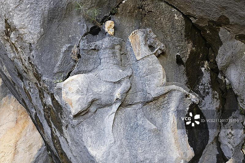 土耳其安塔利亚省泰尔梅索斯古城的石雕：马其顿骑手图片素材