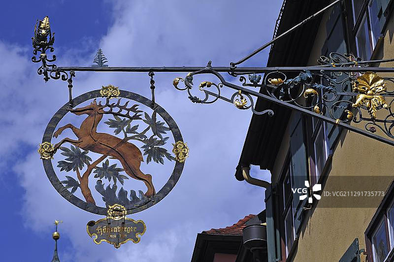 德国丁克尔斯比尔18世纪客栈招牌图片素材