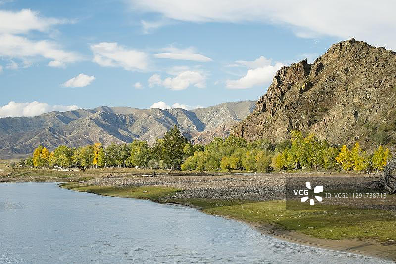 色楞格河上的奥伦·戈林·贝尔钦或五河三角洲渔场，库苏古尔省，蒙古，亚洲图片素材