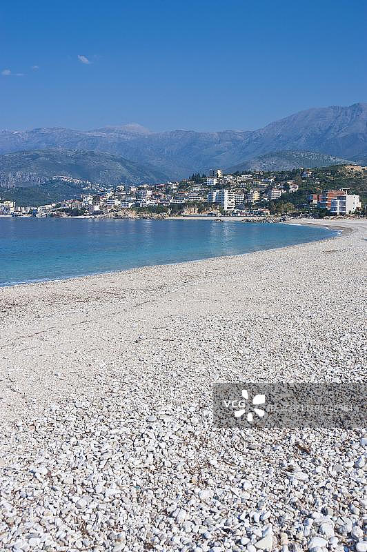 阿尔巴尼亚希马雷的石头海滩图片素材