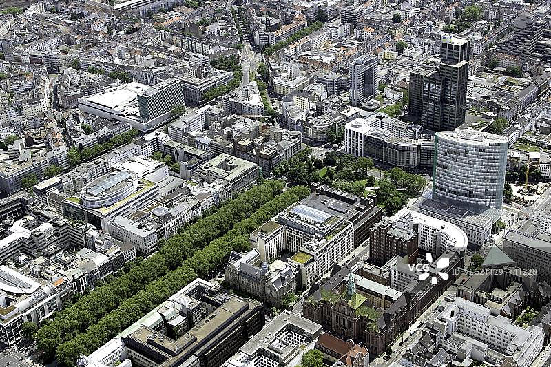 德国杜塞尔多夫国王大道和Koe-Graben运河航拍图片素材