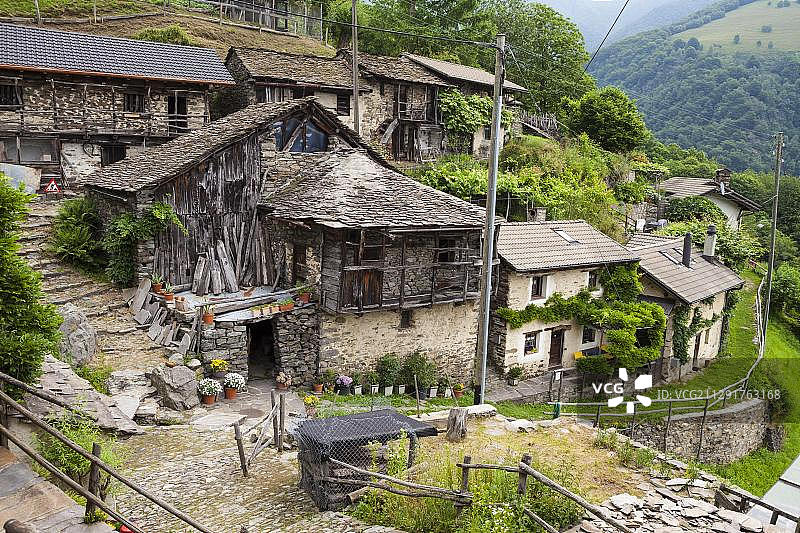 瑞士提契诺州因德米尼村图片素材