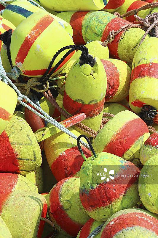 加拿大新斯科舍省卢嫩堡蓝色岩石的龙虾浮标图片素材