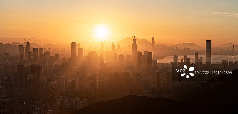 深圳湾日出全景金色阳光图片素材