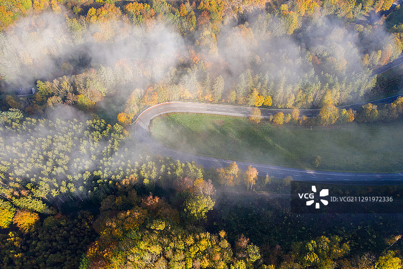 航拍：德国北莱茵-威斯特法伦州海姆巴赫的道路图片素材