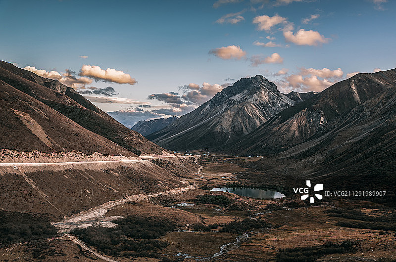 滇藏新通道丙察察之路  滇藏线图片素材