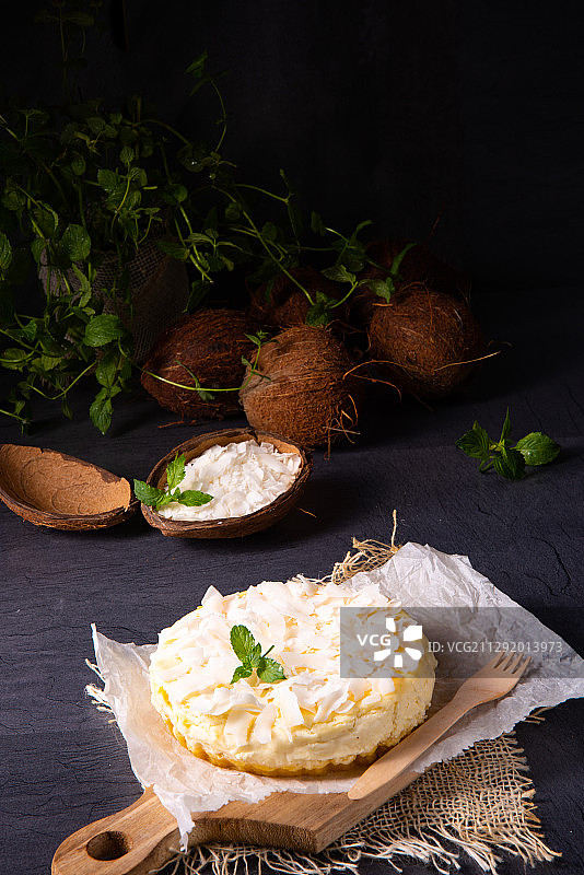 夸克椰子蛋糕图片素材