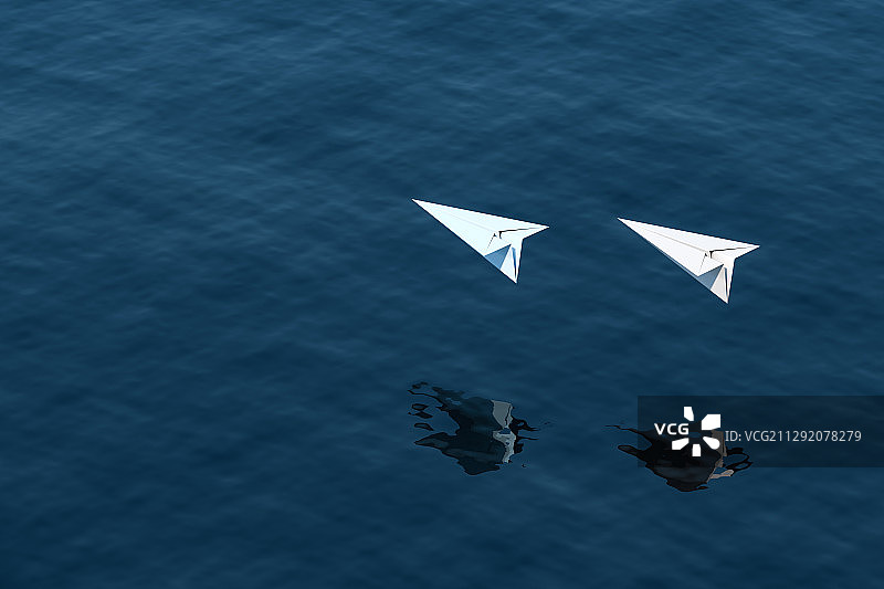 水面上飞行的纸飞机 3D渲染图片素材