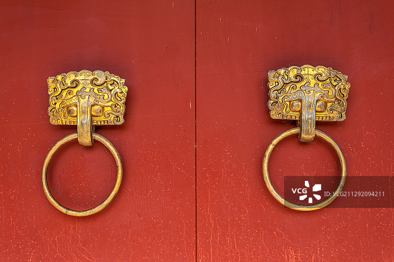 茂陵博物馆门上的铺首衔环图片素材