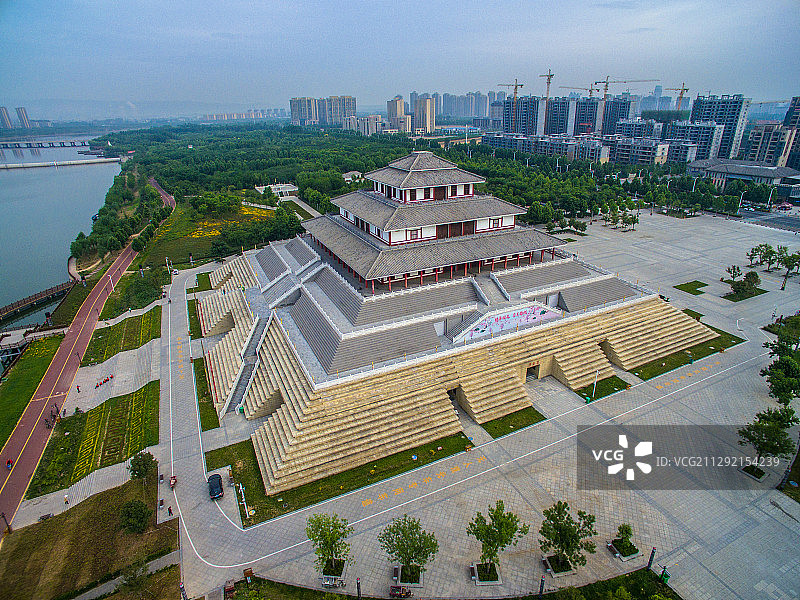 航拍商朝鹿台阁图片素材