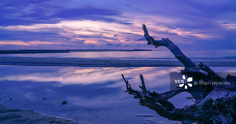 北海涠洲岛蓝桥海边即景图片素材