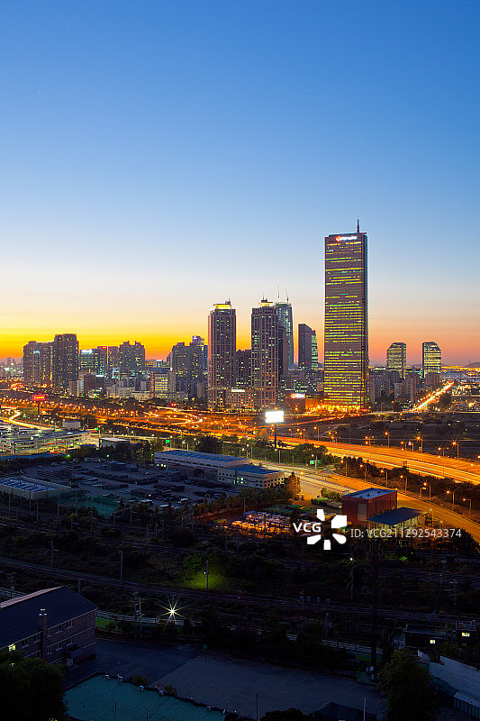 韩国首尔63大厦夜景图片素材