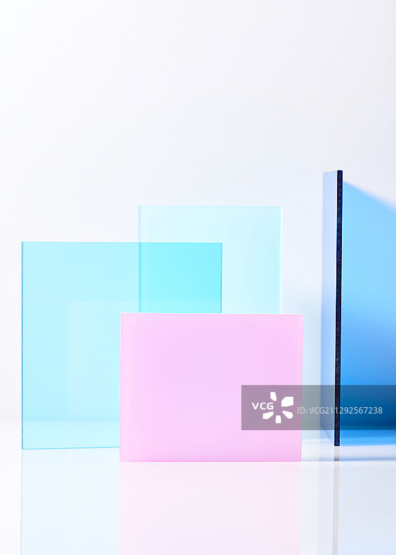 方形和矩形与有机玻璃丙烯酸板的摄影作品图片素材