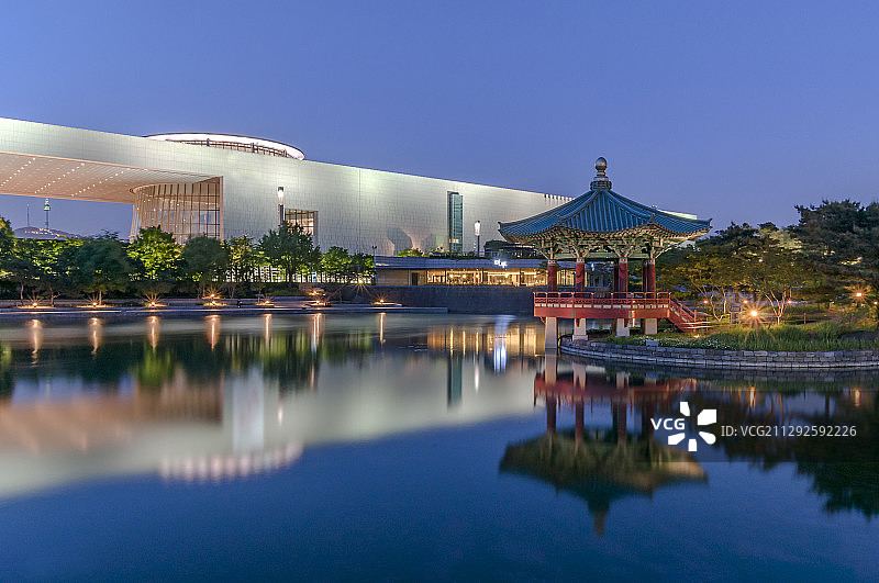 中央博物馆夜景图片素材