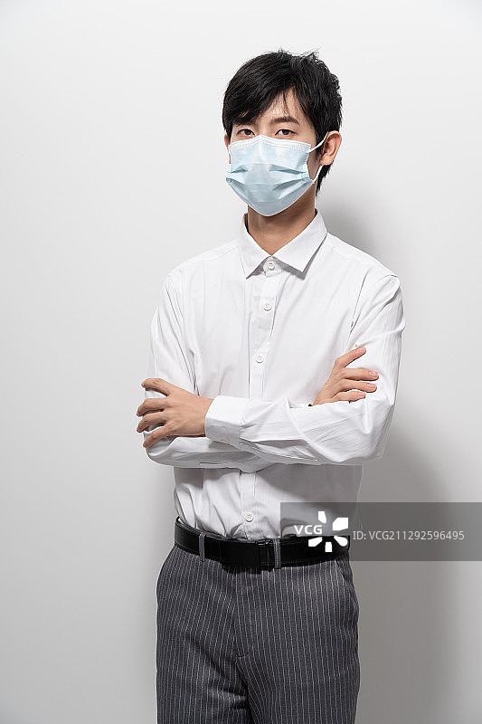 戴口罩的商务人士图片素材