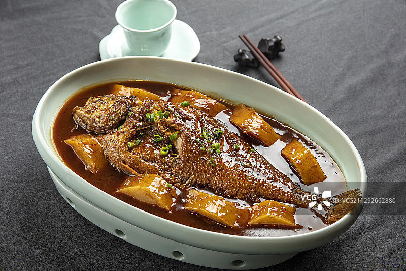 年糕烧黄鱼图片素材