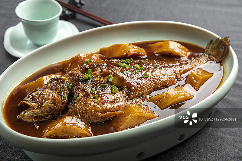 年糕烧黄鱼图片素材