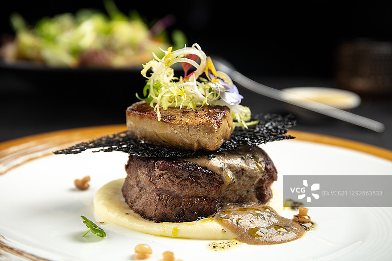 法式香煎菲力牛排图片素材