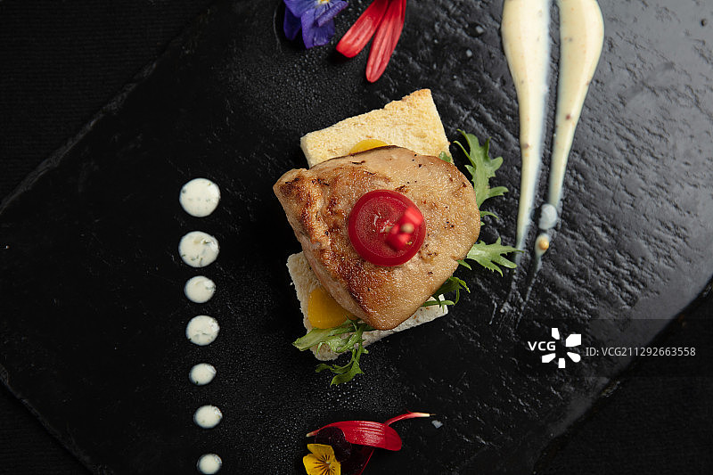 香煎法式鹅肝图片素材