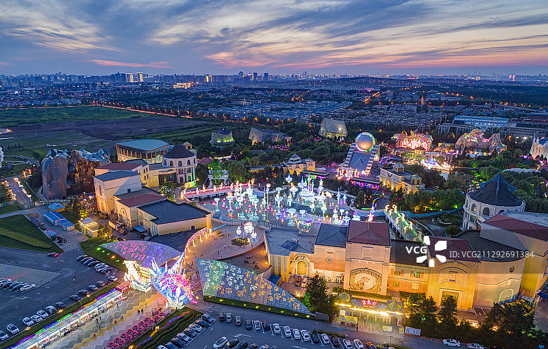 长春长影世纪城彩灯之夜图片素材