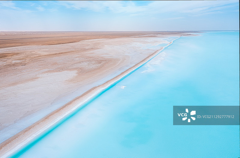 东台吉乃尔湖航拍图片素材