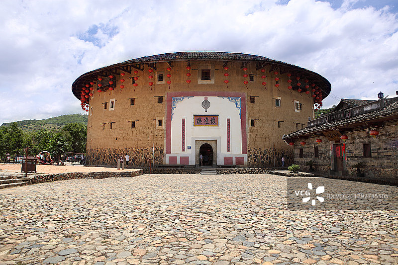 福建漳州永定土楼怀远楼全景图片素材