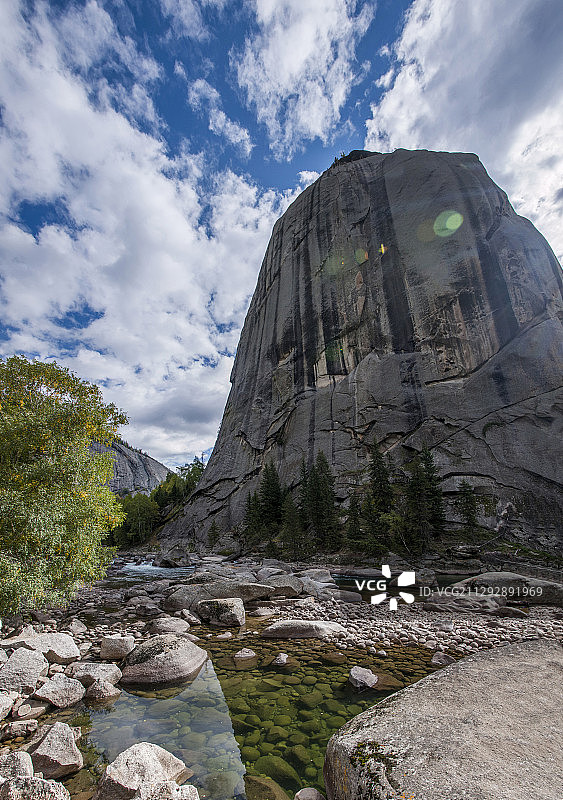 可可托海国家地质公园额尔齐斯大峡谷神钟山图片素材