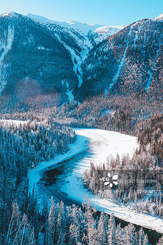 冬季的阿勒泰喀纳斯图片素材