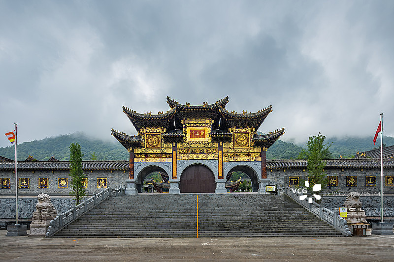 四川省冕宁县灵山寺风光图片素材