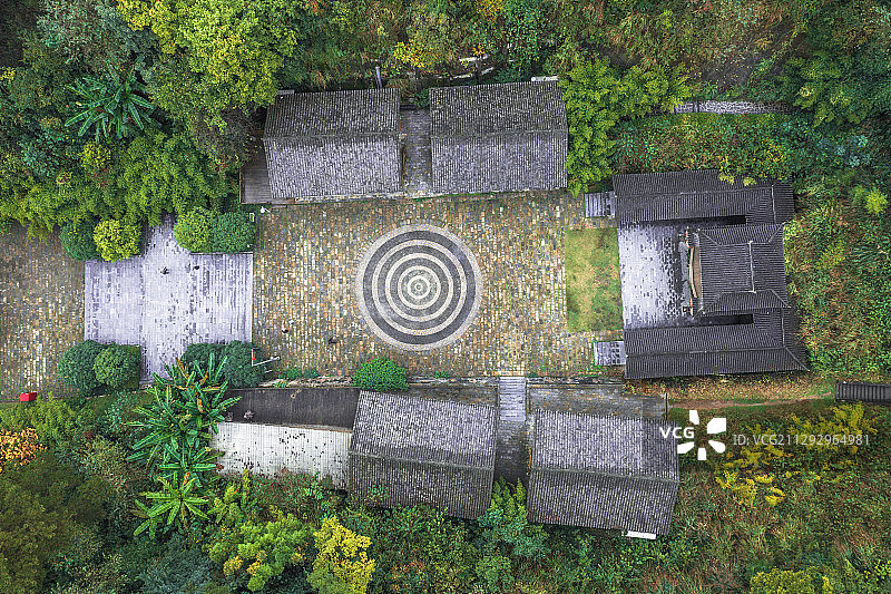 航拍中国古建筑四合院图片素材