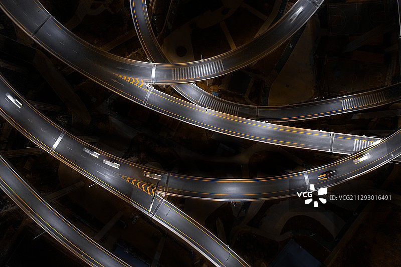 夜晚航拍贵阳黔春立交桥图片素材