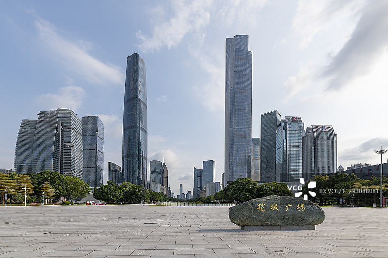 中国广州珠江新城CBD天际线风光图片素材