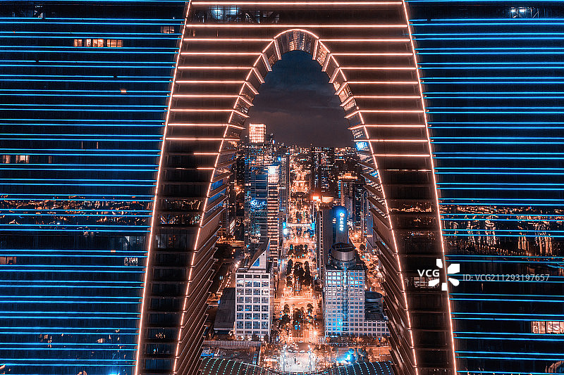 门外的世界图片素材