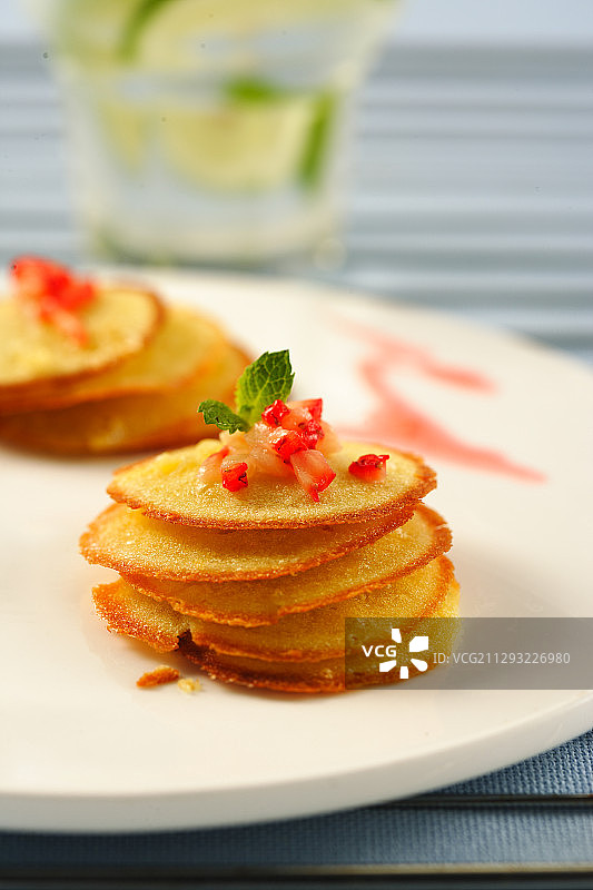 美食菜谱柠檬薄荷饼图片素材