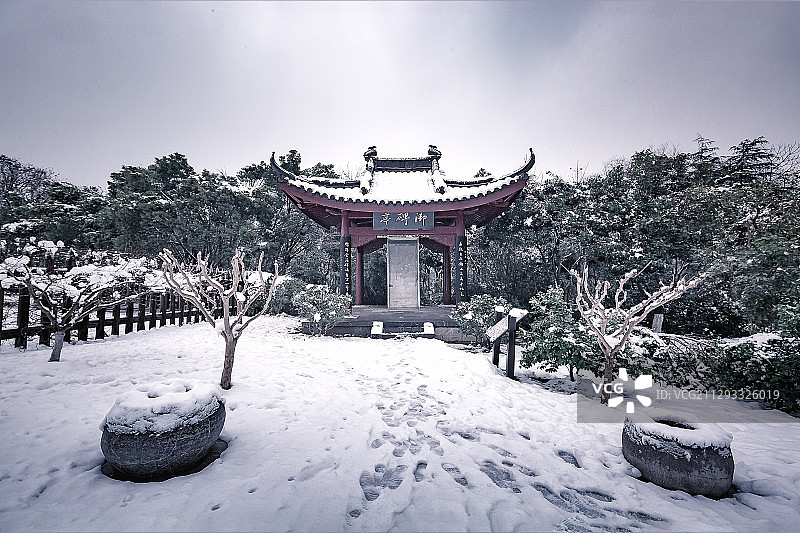 御碑亭+下马坊遗址公园（南京）图片素材