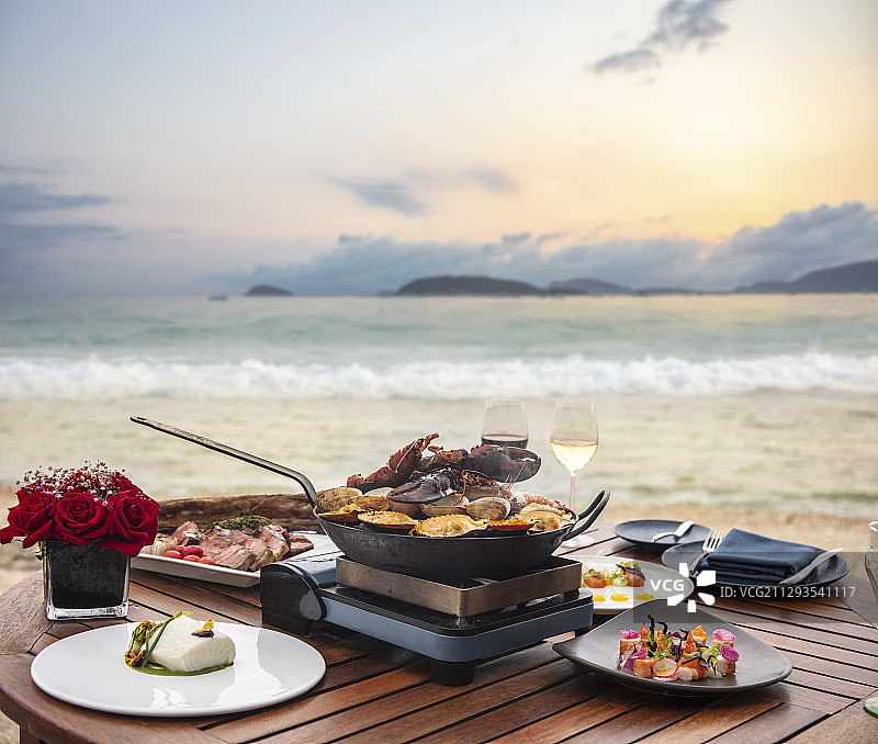 三亚海景餐厅聚餐图片素材