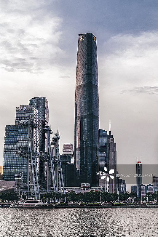 广东省广州市广州国际金融中心ifc西塔城市建筑风光图片素材