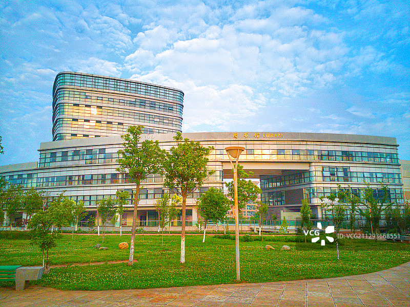 云南开放大学图书馆一角图片素材