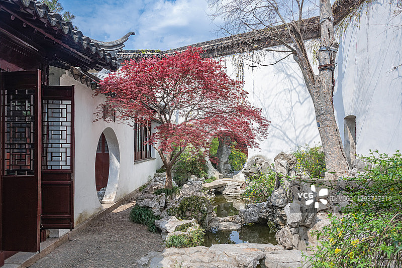 苏州艺圃传统园林风光图片素材