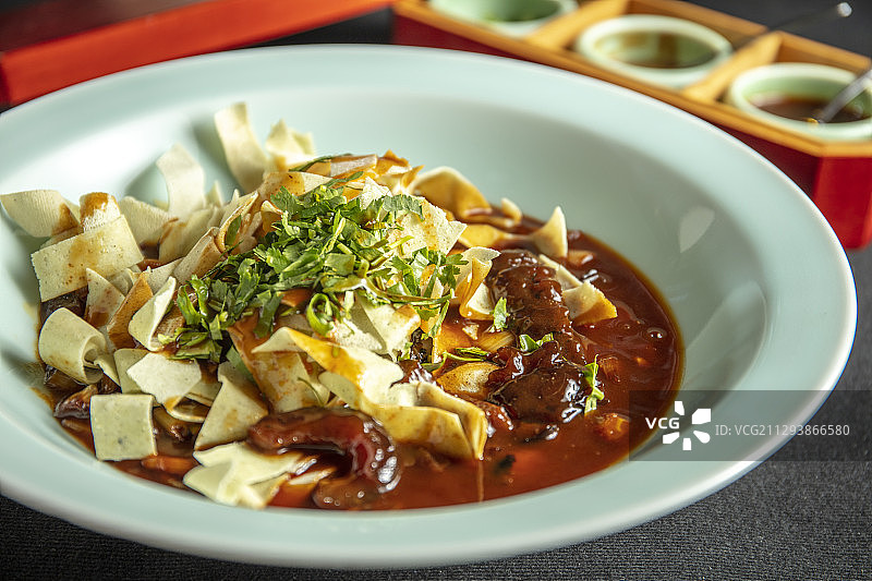 葱烧海参天津嘎巴菜图片素材