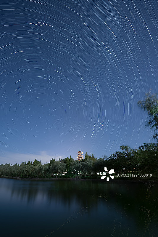 芜湖星轨下楚风塔图片素材